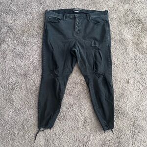 Torrid Black Sky High Skinny cropped